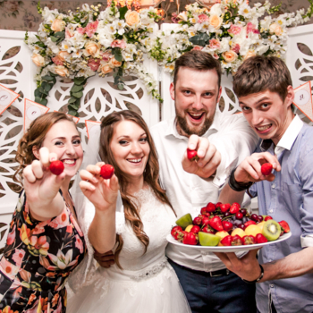 Позитивная свадьба Сергея и Юлии в ресторане "Богарт"