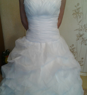Продаю новое белое свадебное платье