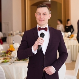 Ведущие Алексей Нечаев